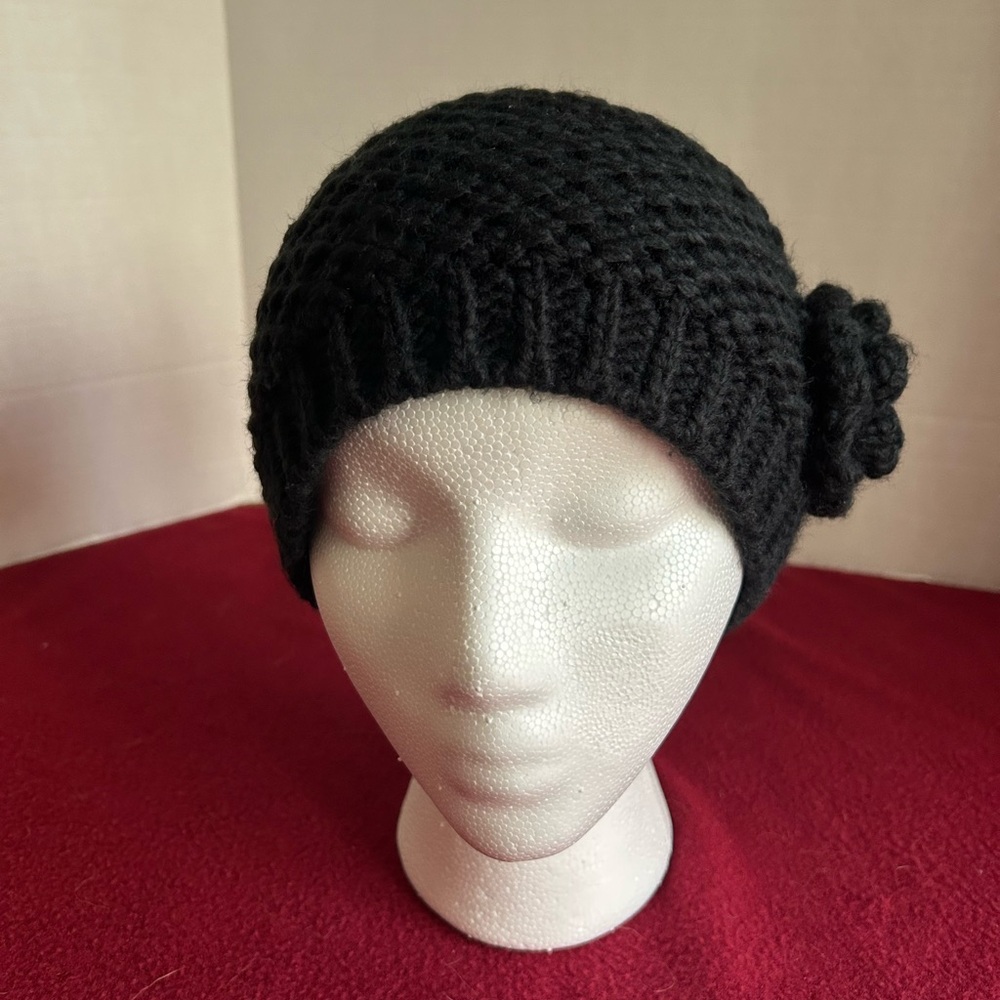 Knitted Black Winter Cap Dimensions included in Photos